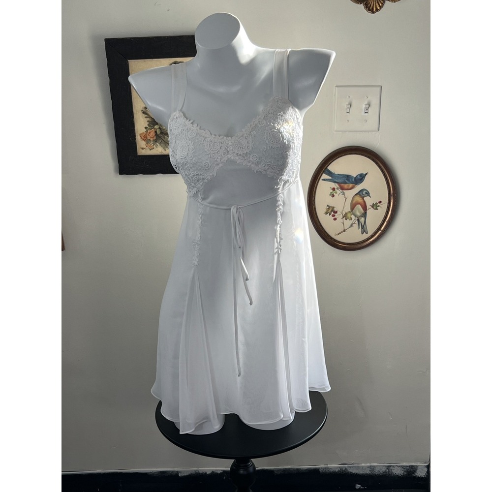 Flora Nikrooz White Crochet Lace Trim Babydoll Chemise Nightgown Size P